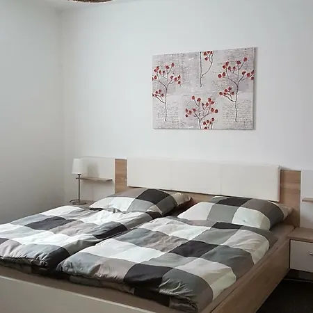 Holiday home Gemuetliche Ferienwohnung, Laendlich Und Stadtnah, Ruhig Gelegen *